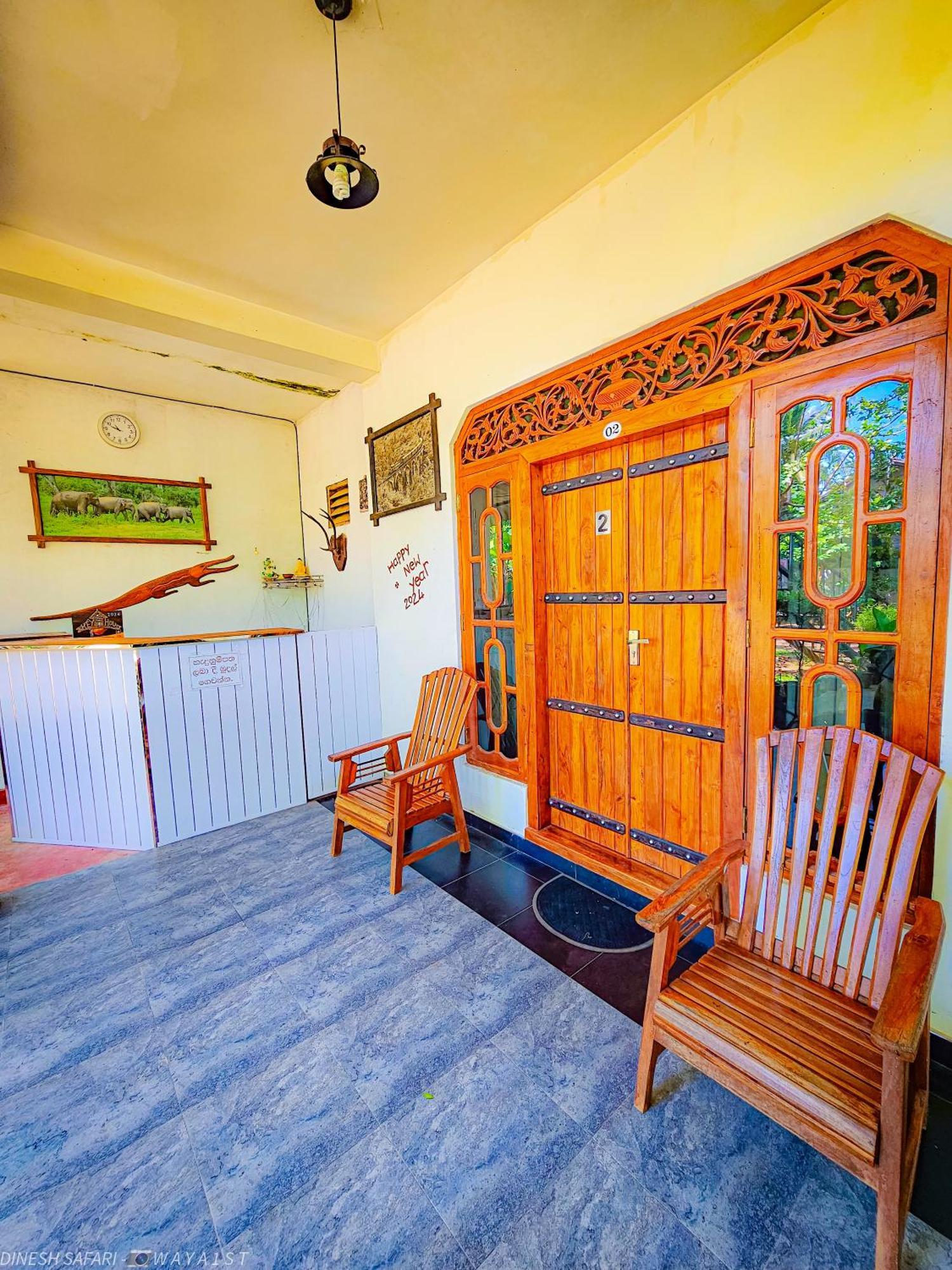 Dinesh Safari Homestay Udawalawe Esterno foto