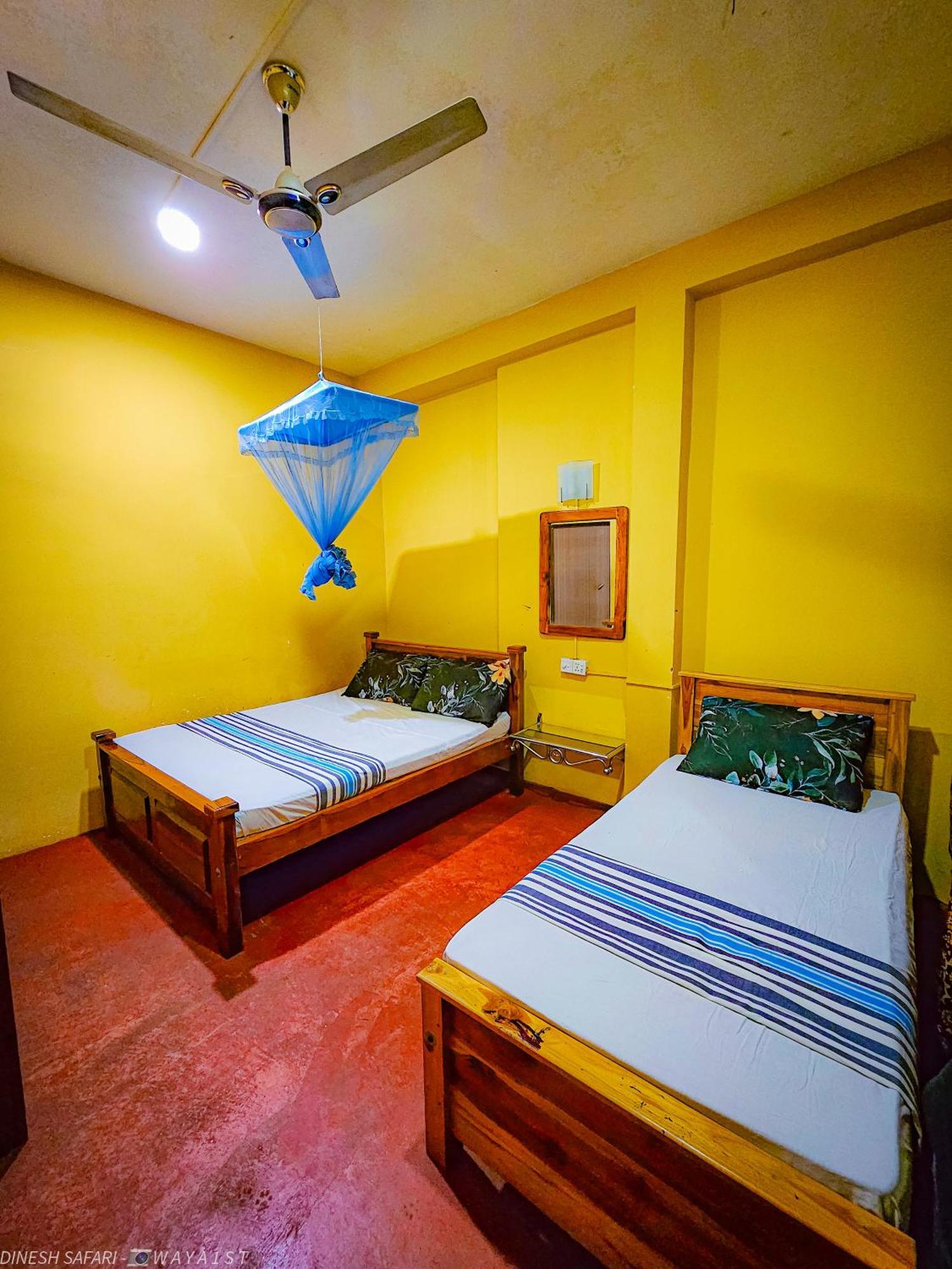 Dinesh Safari Homestay Udawalawe Esterno foto