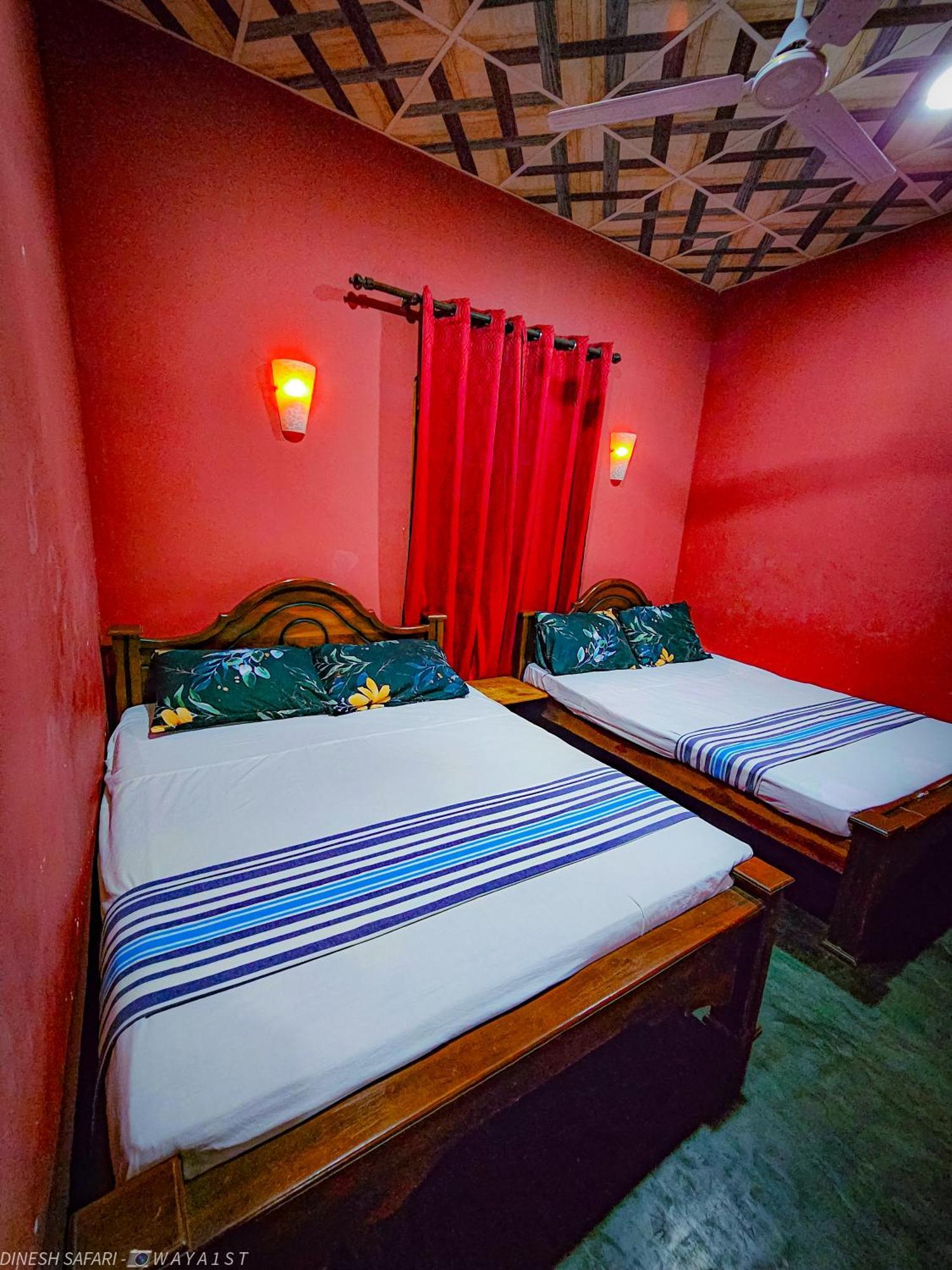 Dinesh Safari Homestay Udawalawe Esterno foto
