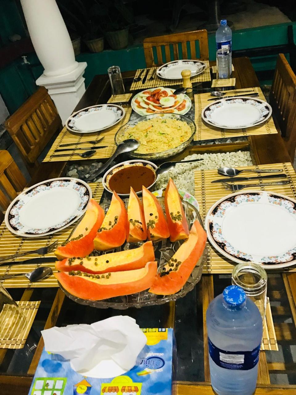 Dinesh Safari Homestay Udawalawe Esterno foto